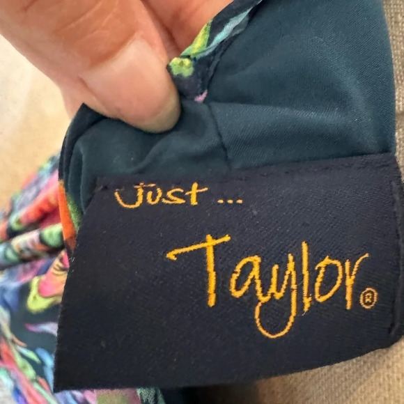 Just Taylor Floral Dress Womens Blue Floral Spaghetti Strap -Hanky Hem- size 6 … - Picture 3 of 10